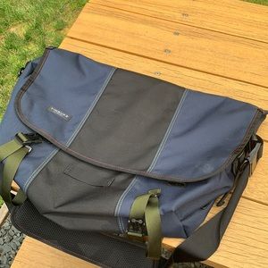 Messenger bag